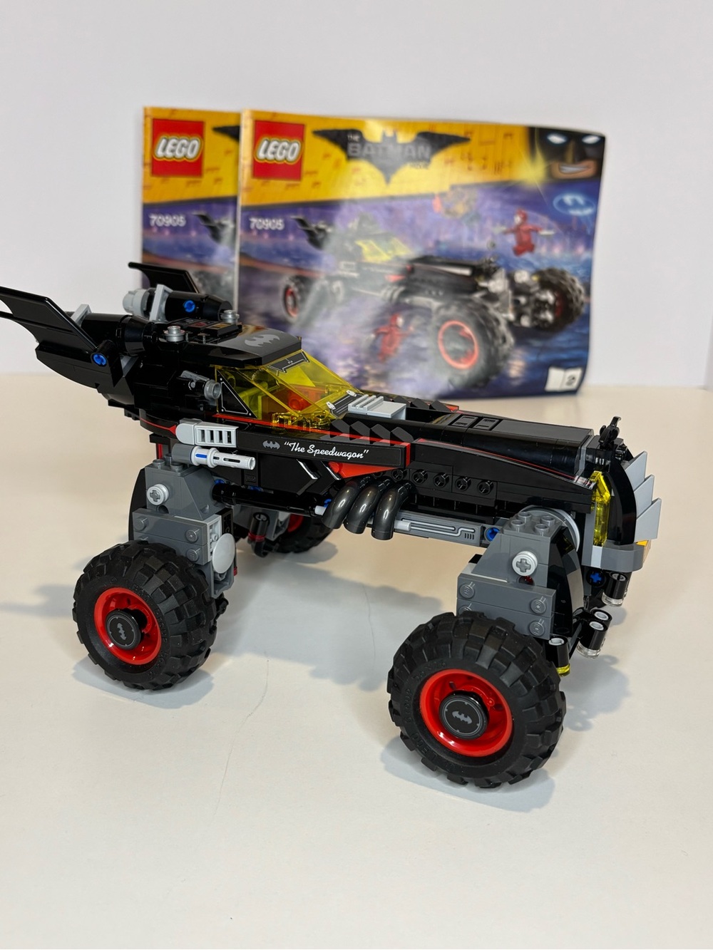 LEGO #70905 The Batmobile - Picture 7 of 16